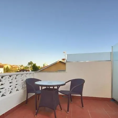 Guest house Nuevo Norat 3*